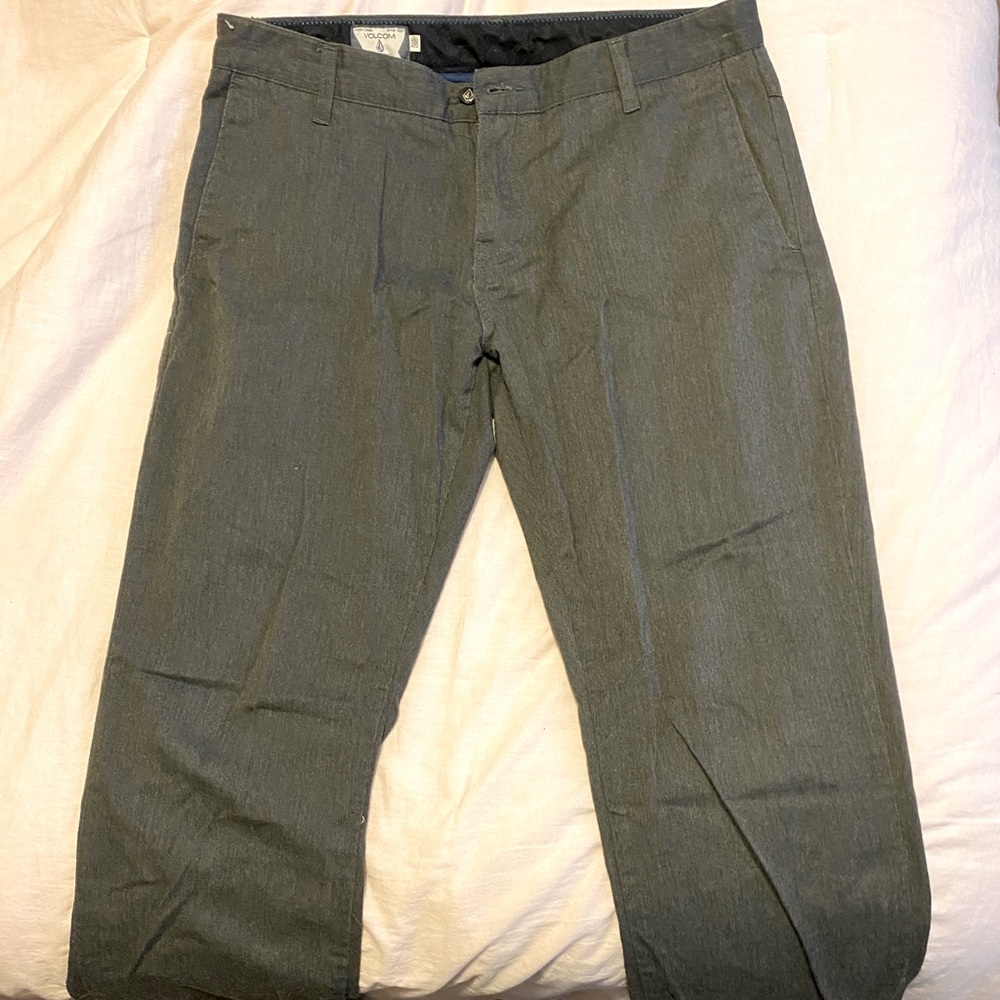 Men’s Volcom pants